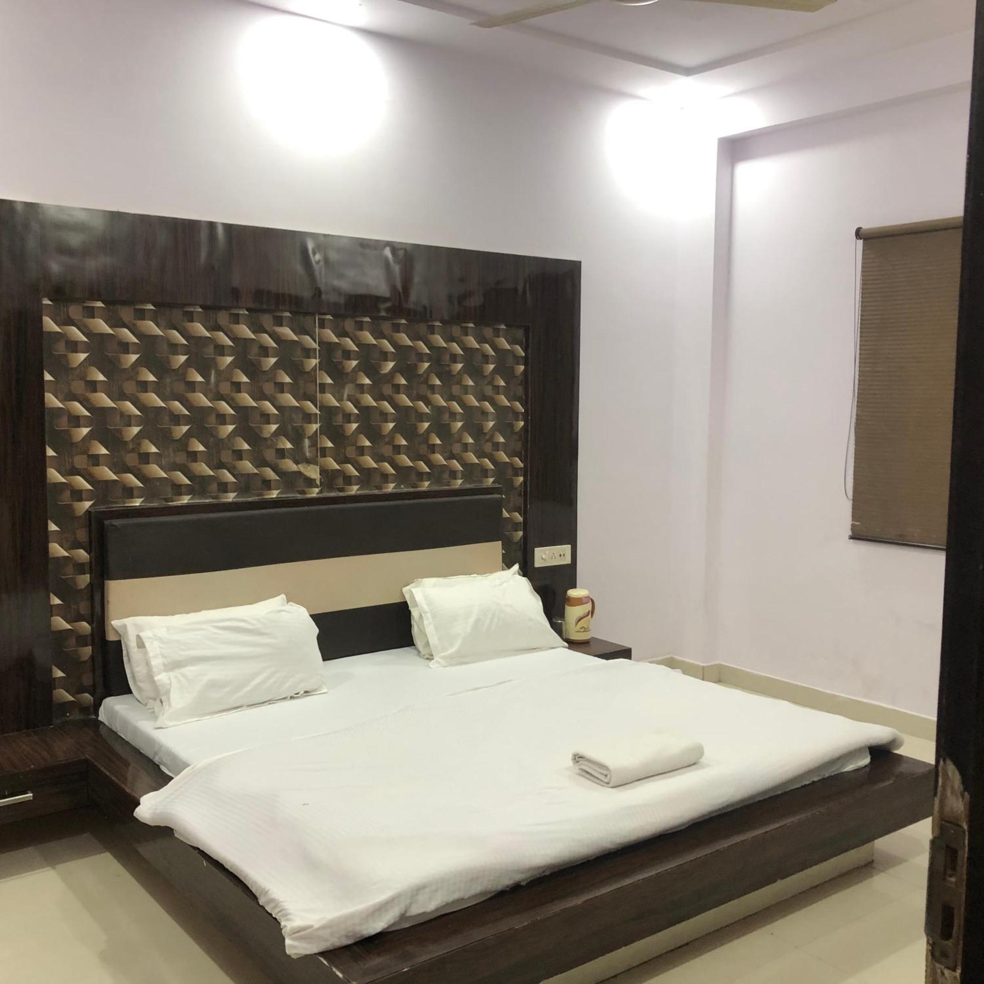 Hotel Kn Plaza