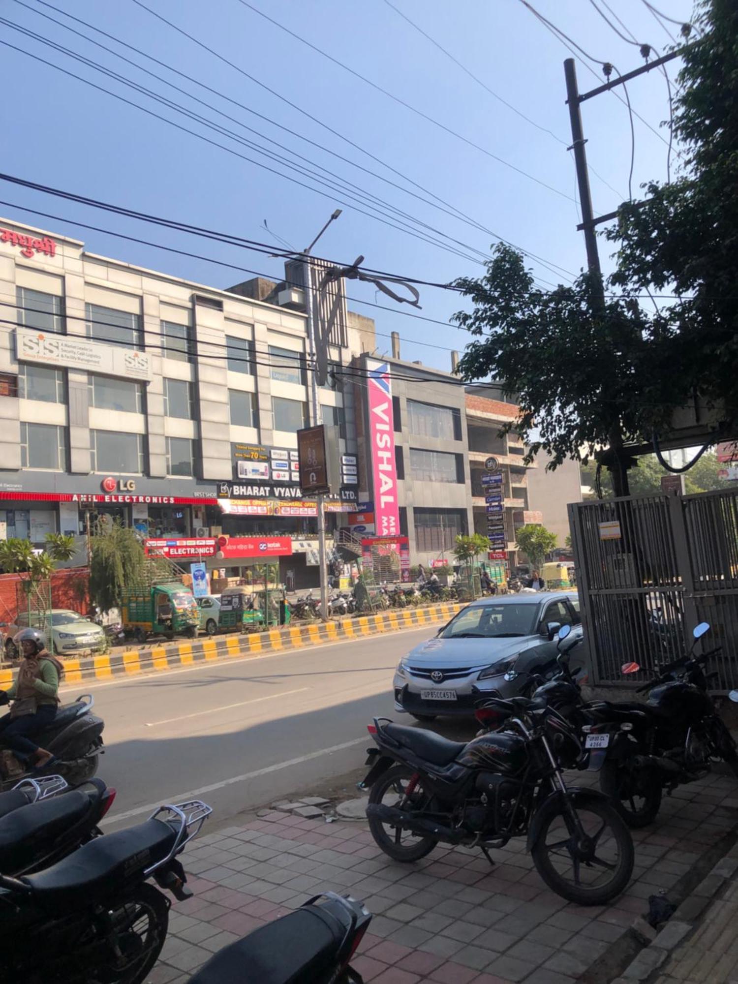 Hotel Kn Plaza Agra (Uttar Pradesh)