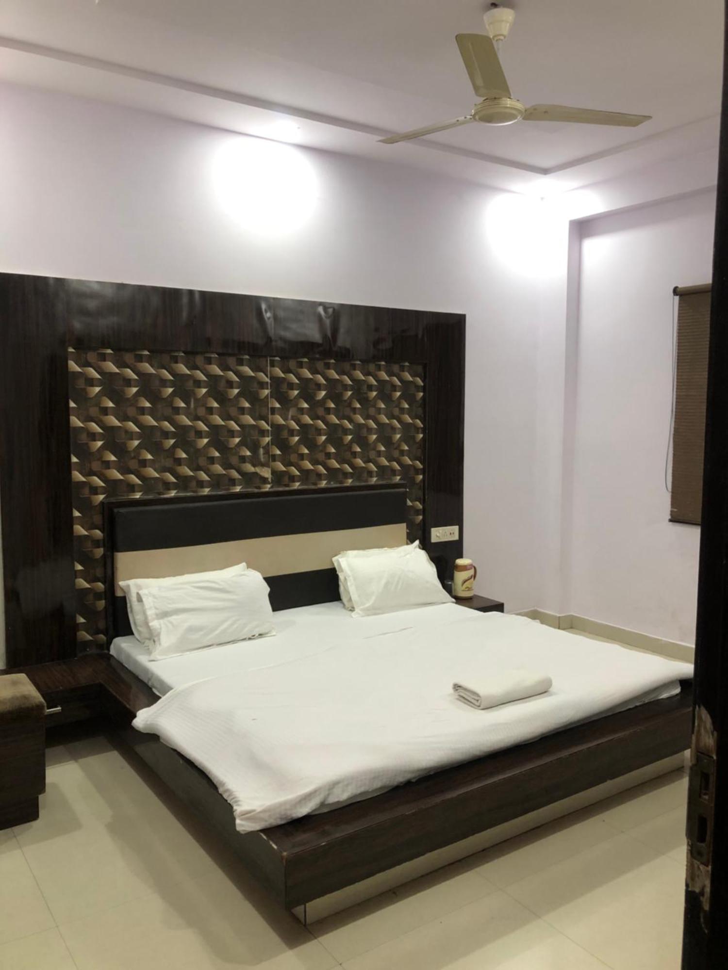 Kn Plaza Agra (Uttar Pradesh)